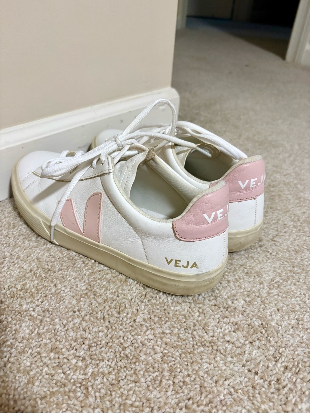 Women’s Veja Sneakers